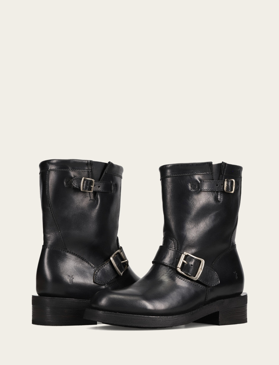Frye Women's Black Viv Short Engineer Boot / Black