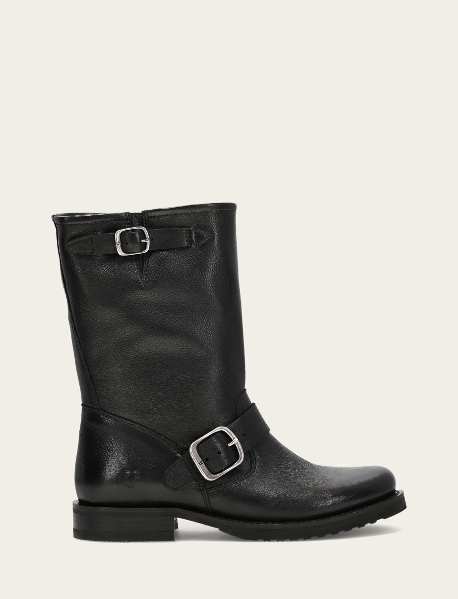 Frye Veronica Flex Short / Black