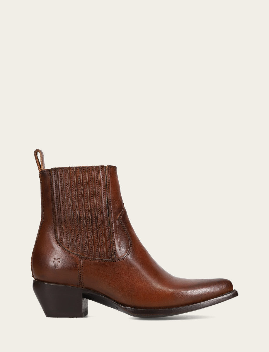 Frye Women's Walnut Sacha Chelsea Boot / Walnut