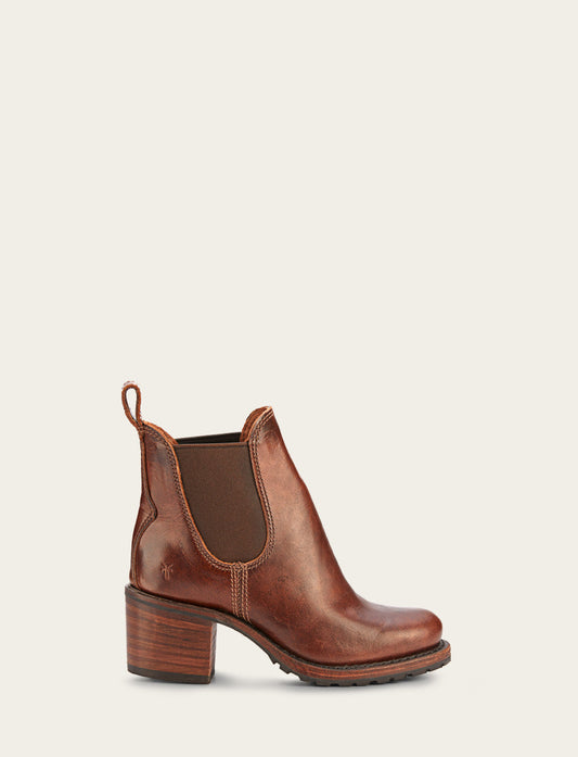 Frye Women's Cognac Sabrina Chelsea Boots / Cognac