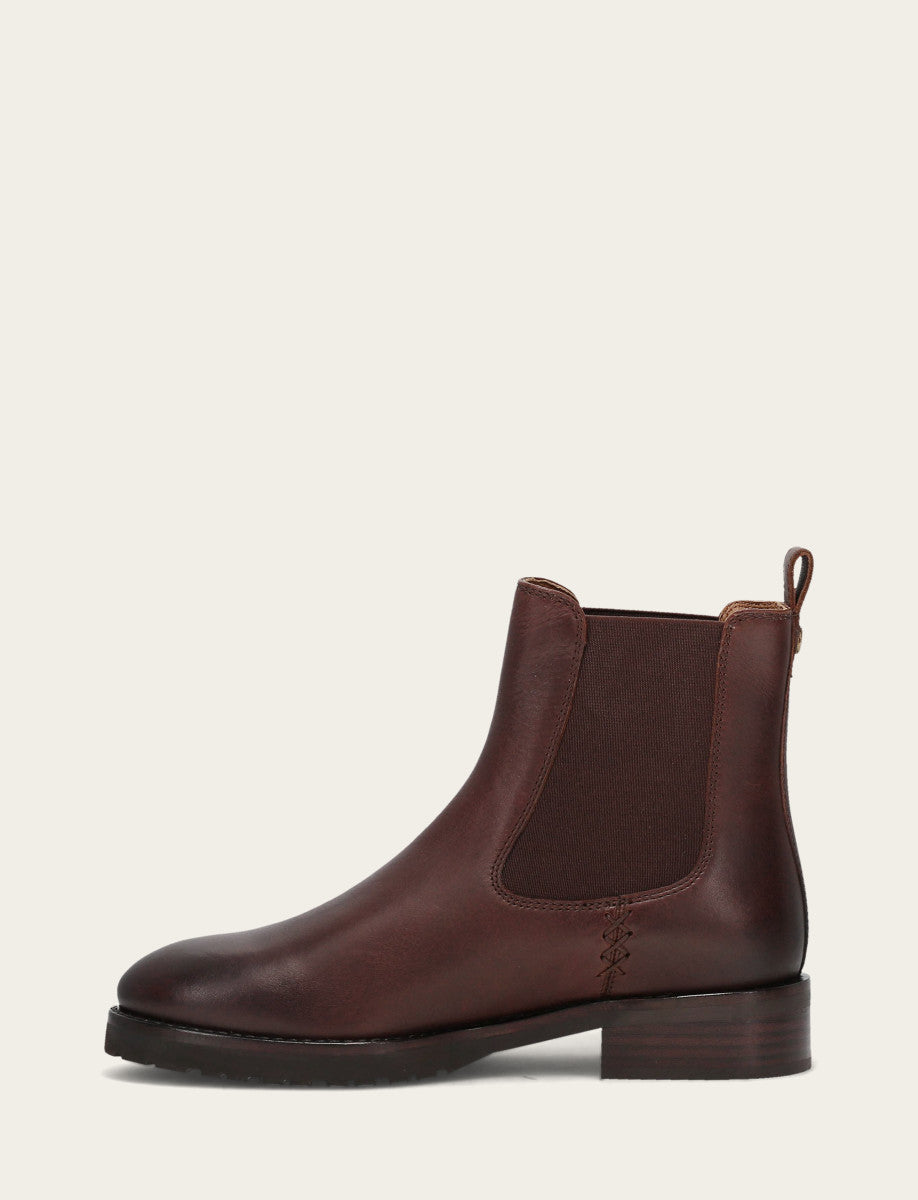 Frye Women's Brown Melissa Lug Chelsea Boot / Brown