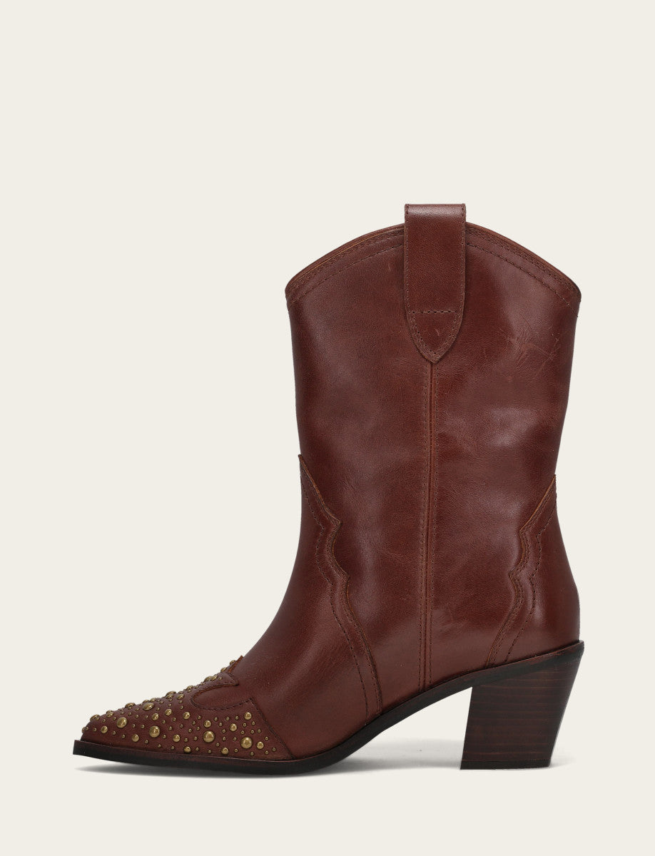 Frye Women's Saddle Sara Wingtip Stud Western Boots / Saddle