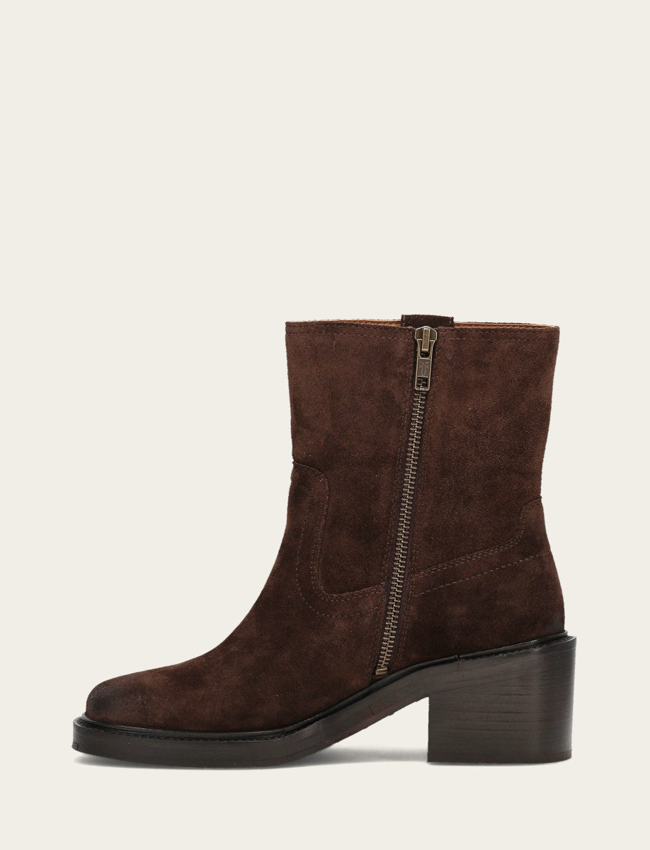 Frye Women's Chocolate Kate Short Inside Zip Boot / Chocolate