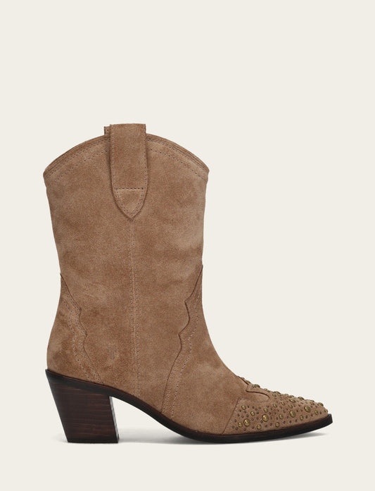 Frye Women's Almond Sara Wingtip Stud Boot / Almond