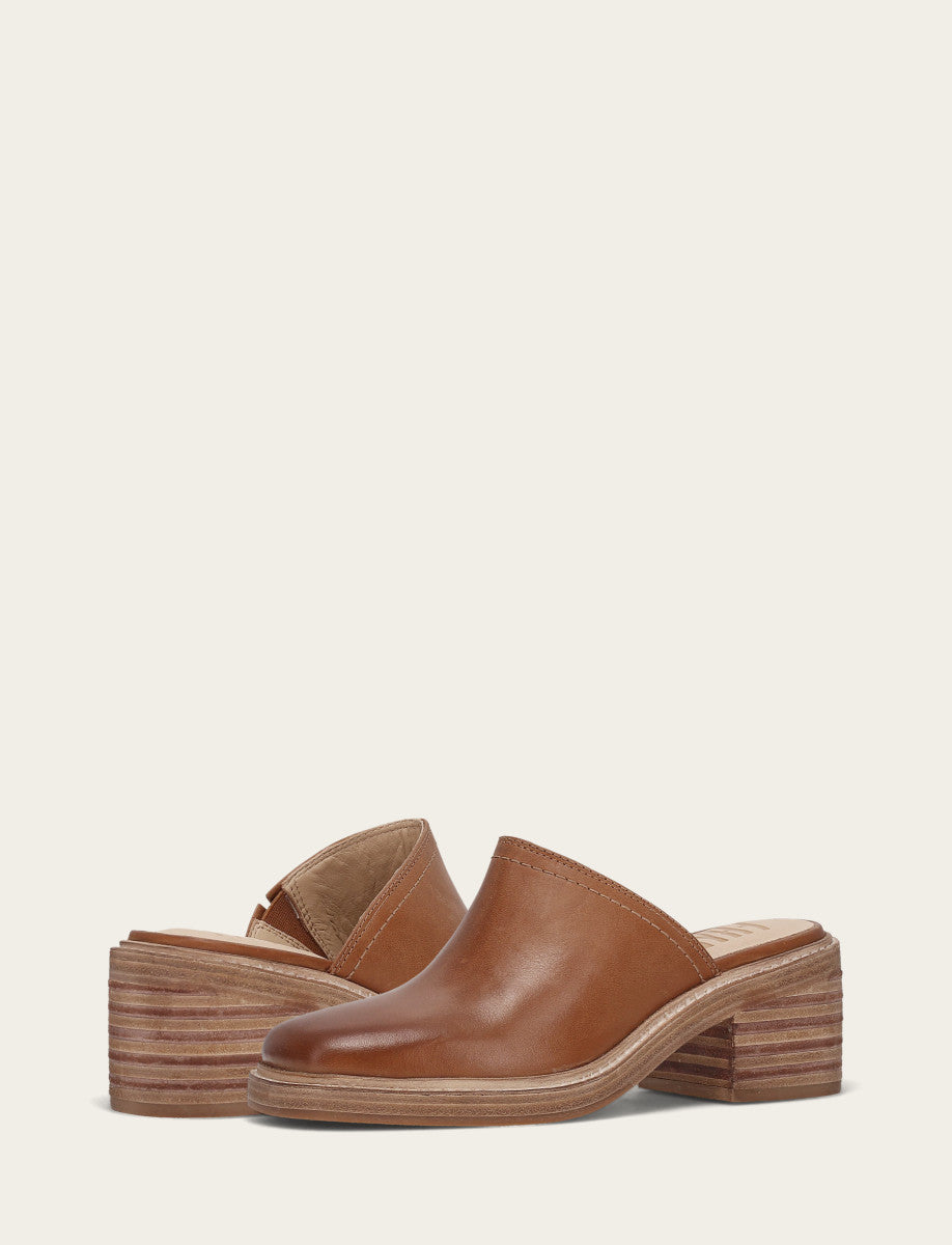 Frye Kate Mule / Saddle