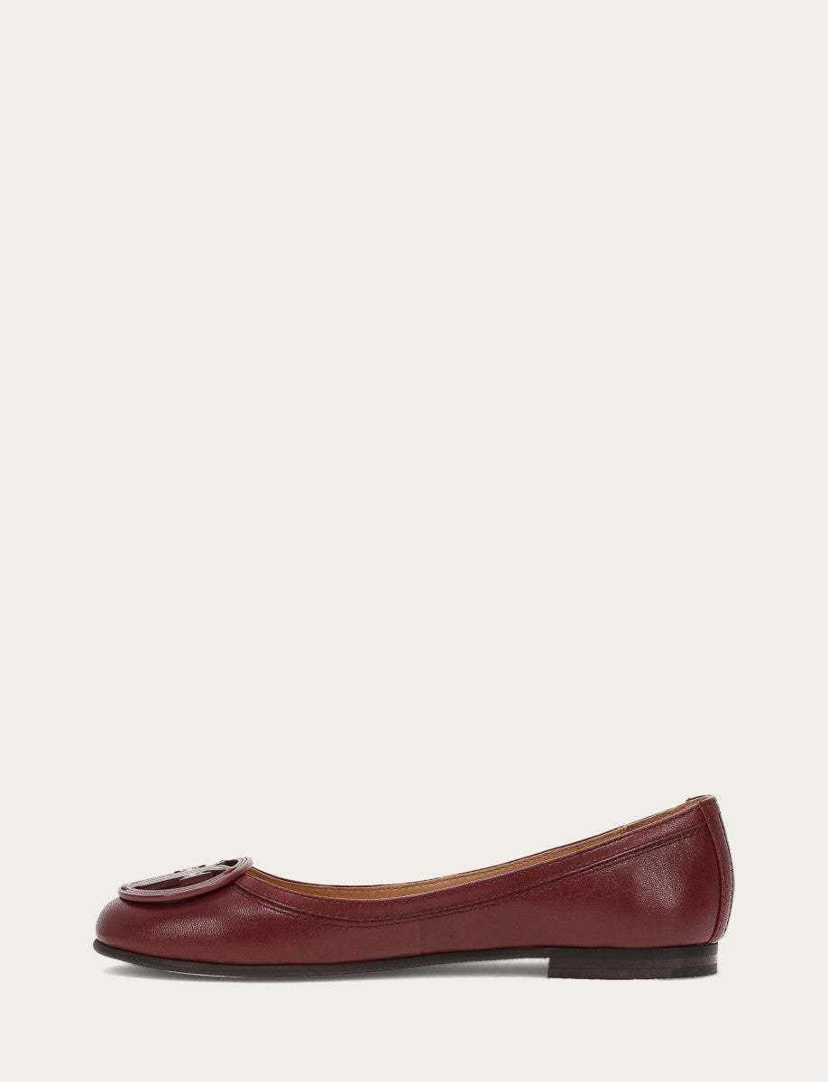 Frye Women's Cranberry Carson Logo Ballet Shoe / Cranberry