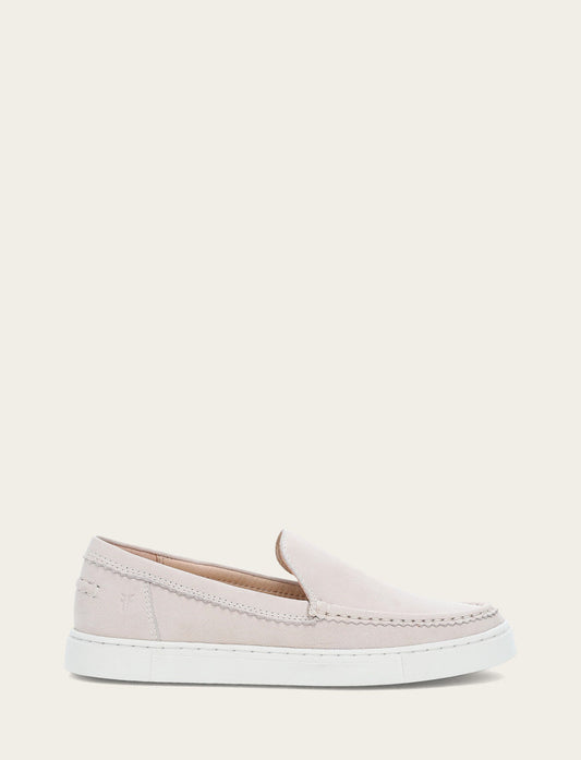 Frye Women's Ivory Ivy Venetian Loafers / Ivory