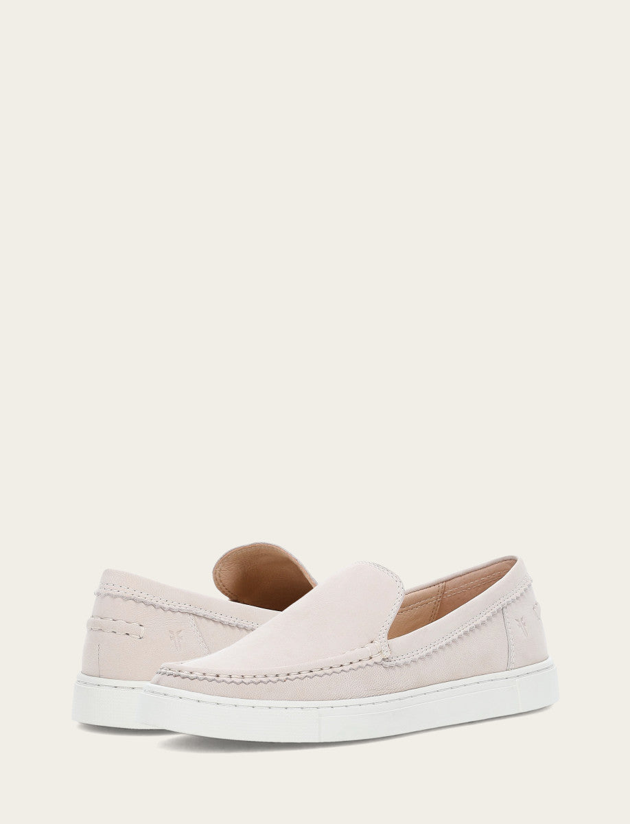 Frye Women's Ivory Ivy Venetian Loafers / Ivory