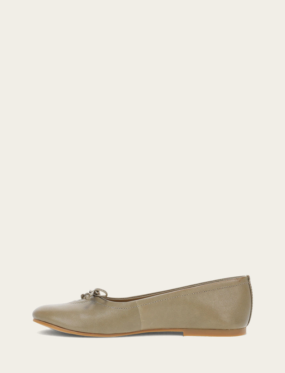 Frye Women's Eucalyptus Emma Ballet Flats / Eucalyptus