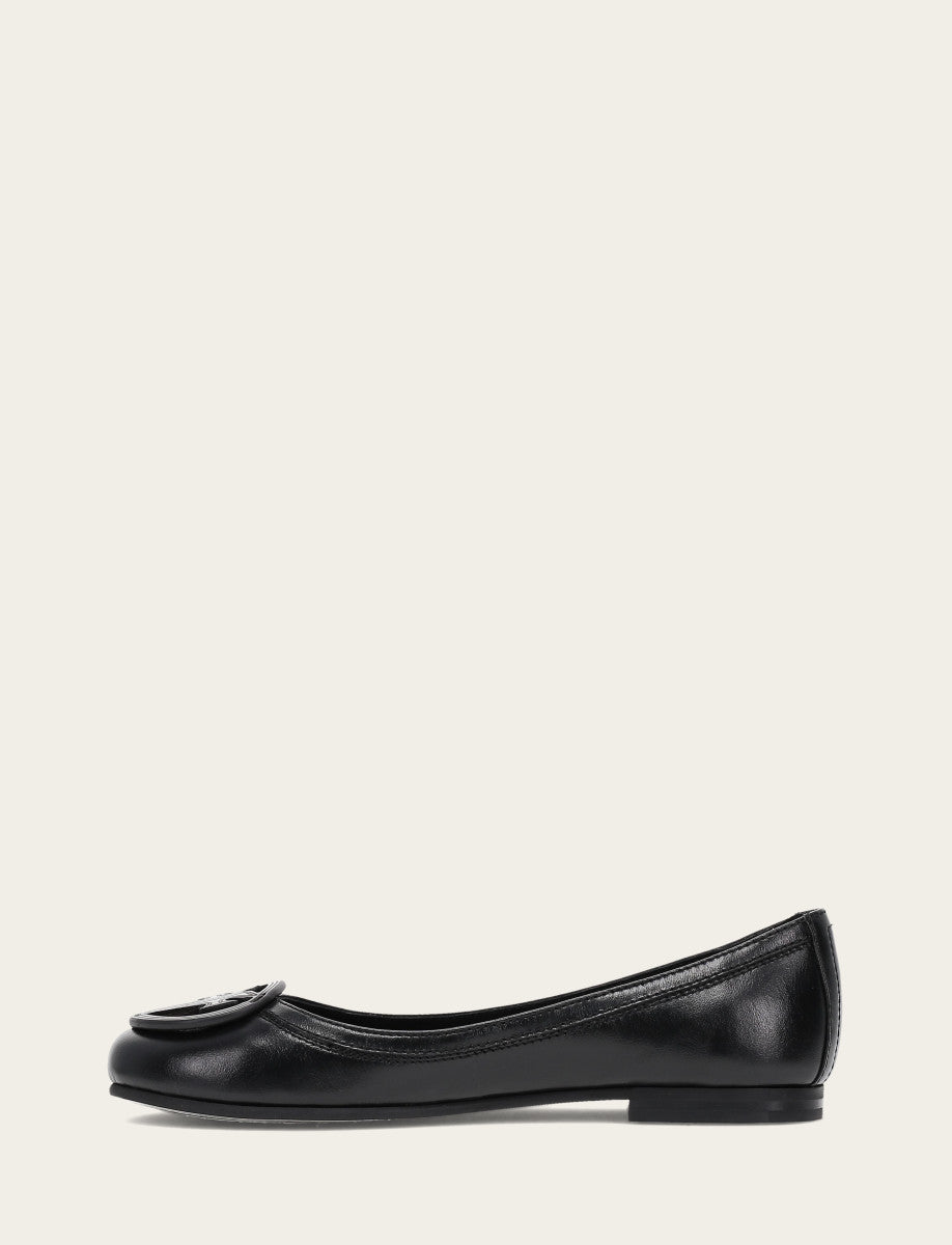 Frye Women's Black Carson Logo Ballet Flats / Black