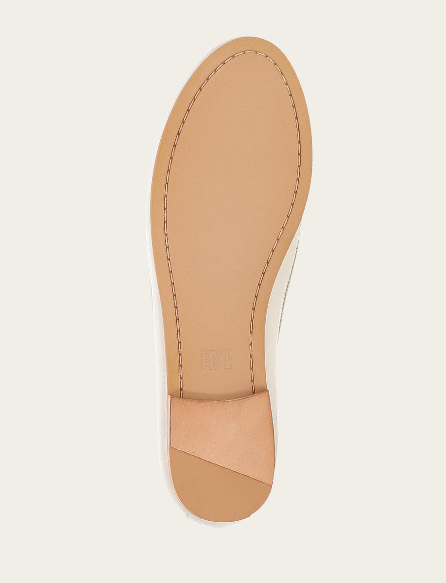 Frye Women's Ivory Carson Logo Ballet Flats / Ivory