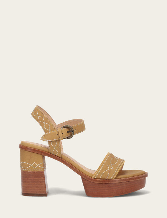 Frye Women’s Banana Pipa Woodstock Sandals / Banana