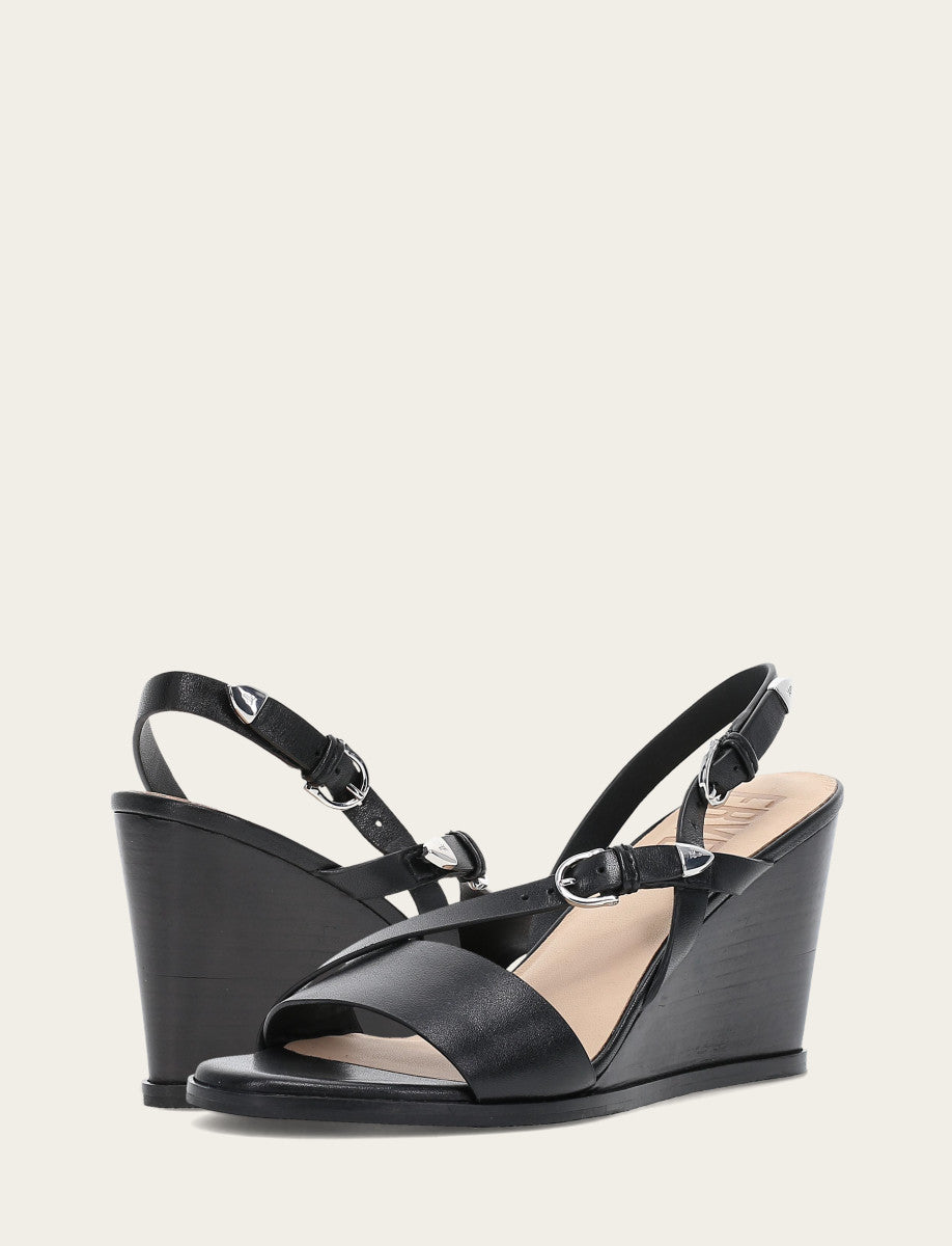 Frye Women's Black Rachel Buckle Sandals / Black