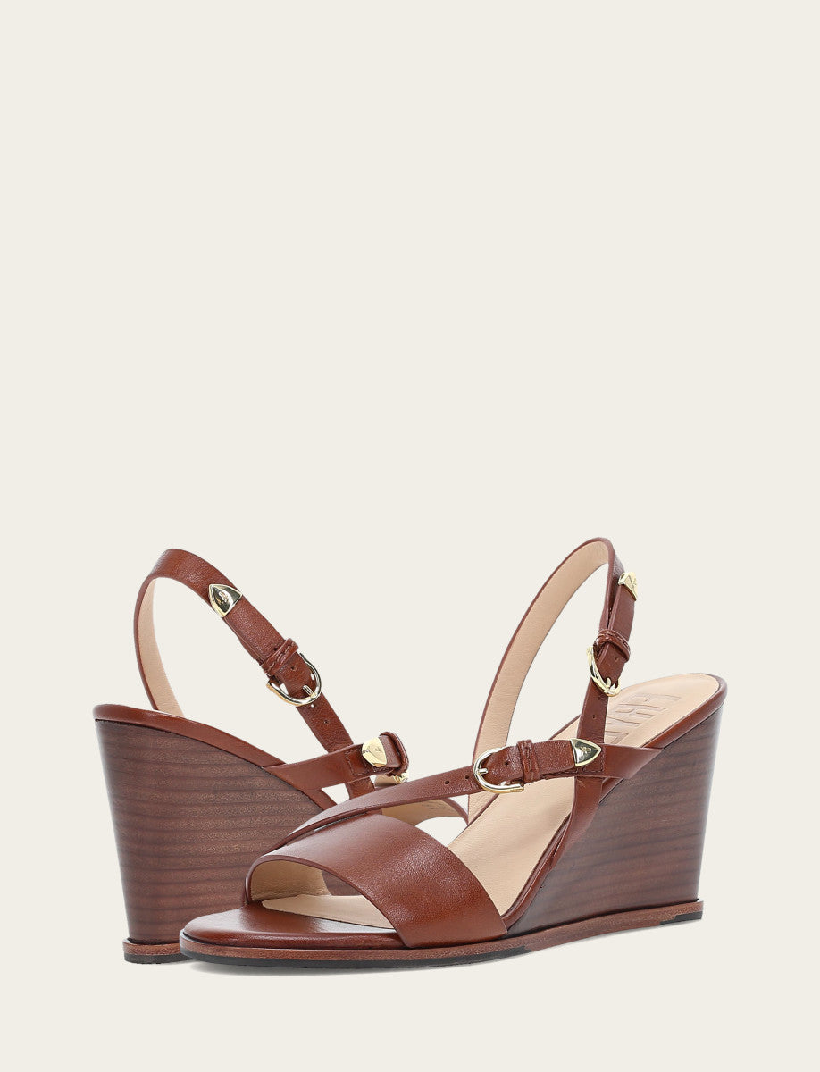Frye Women's Cinnamon Rachel Buckle Sandals / Cinnamon