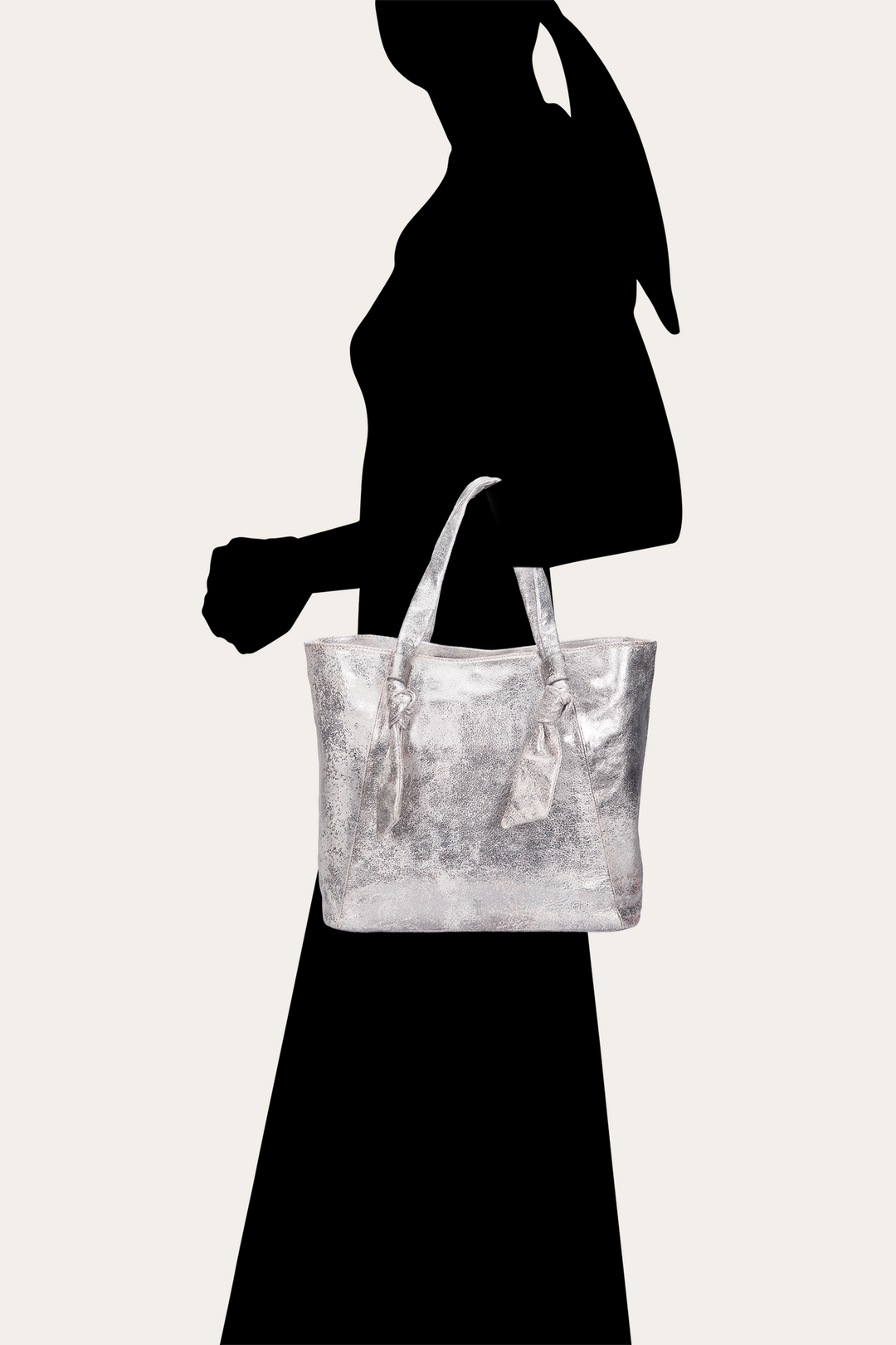 Frye Women's Nora Knotted Tote Bag / Cream Metallic