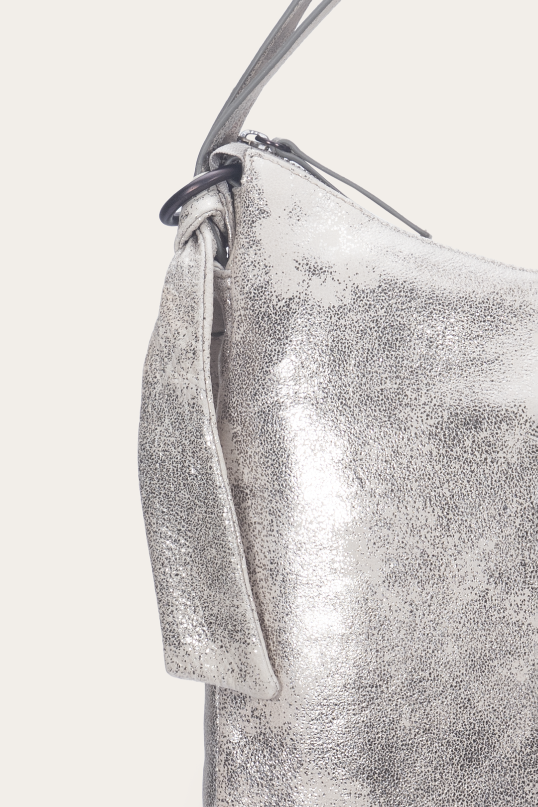 Frye Women's Nora Backpack Hobo Handbag / Cream Metallic