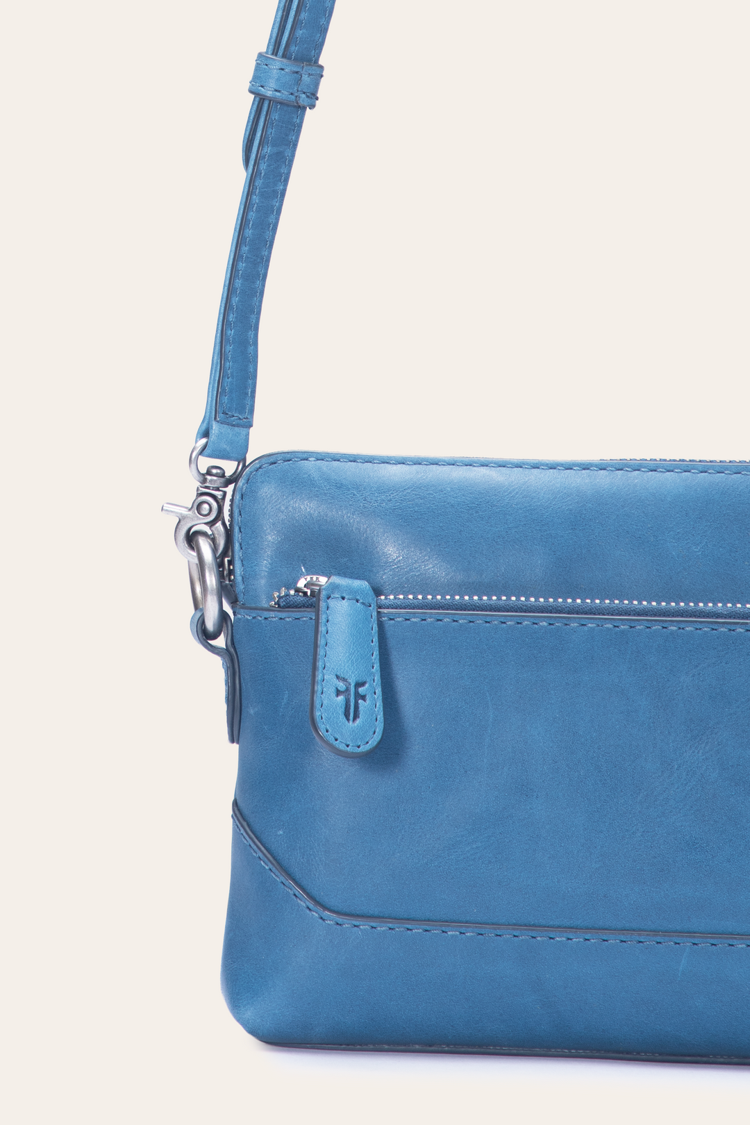 Frye Women's Melissa Wristlet Crossbody Bag / Ink