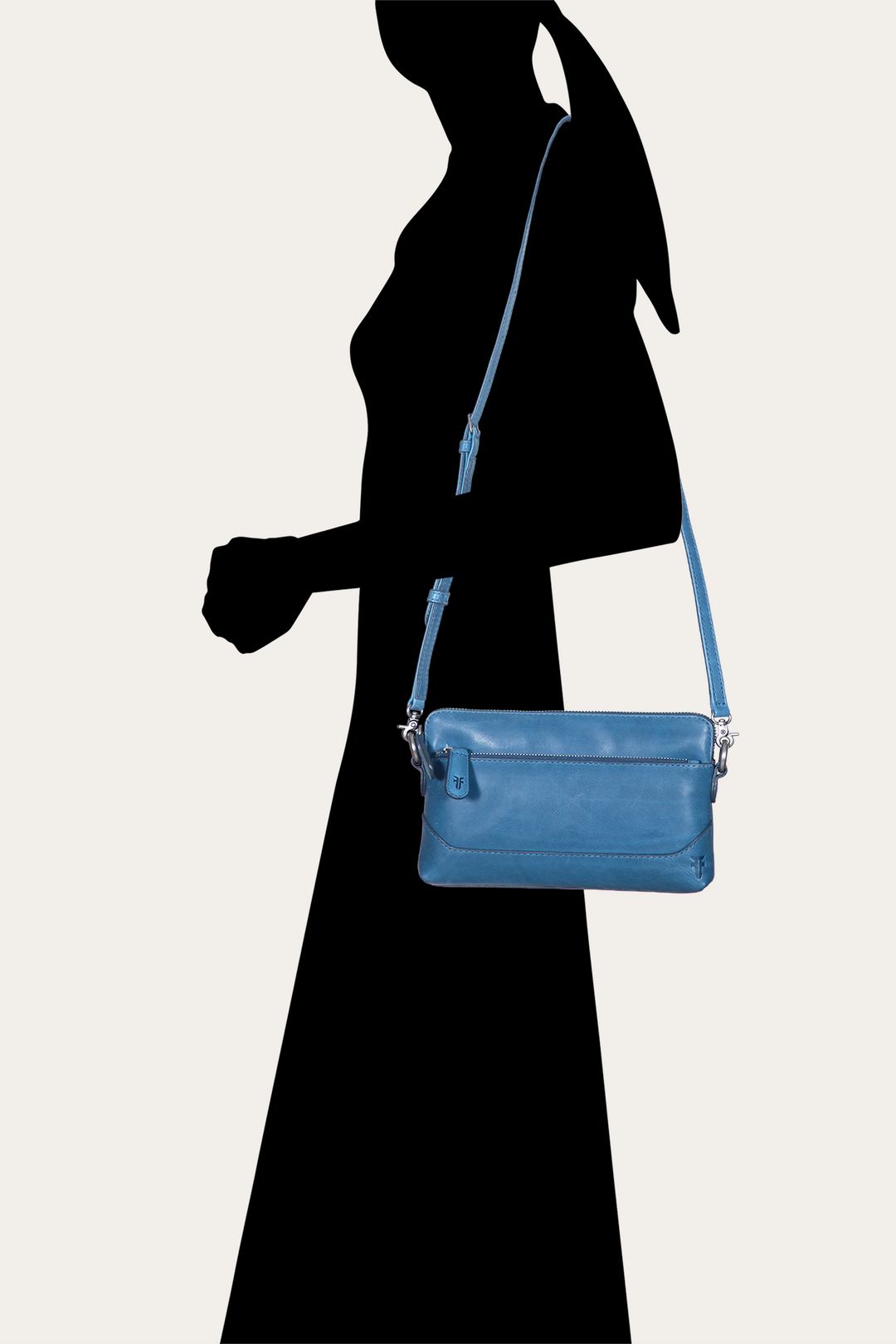 Frye Women's Melissa Wristlet Crossbody Bag / Ink