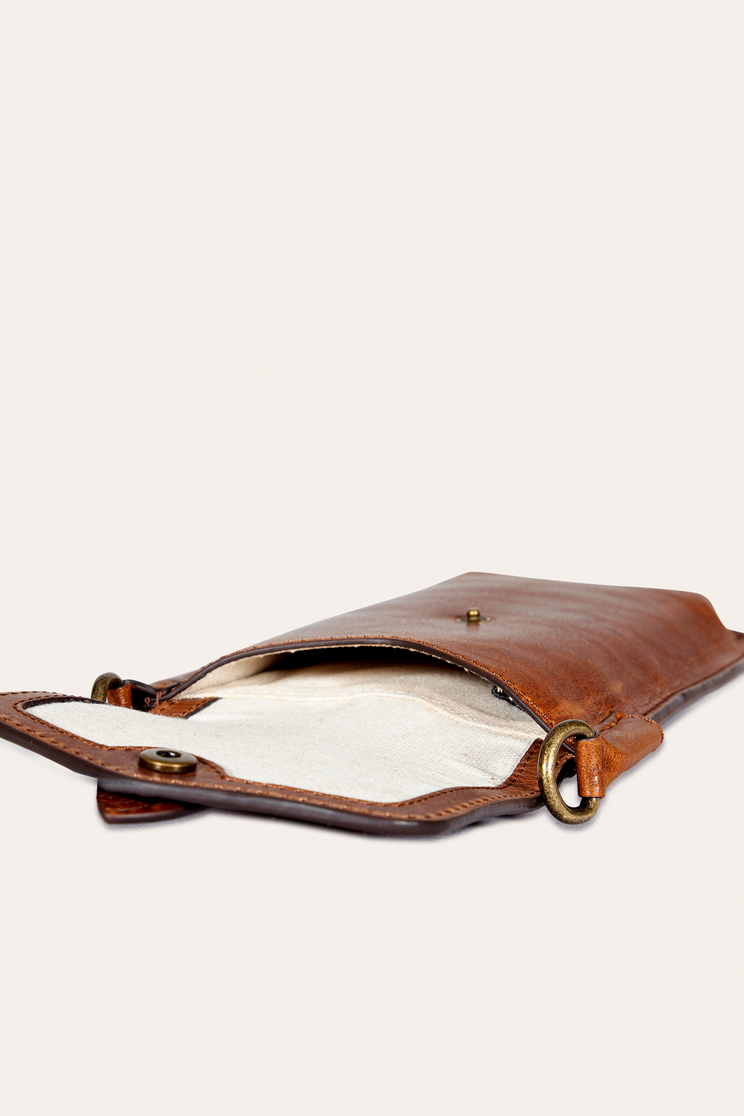 Frye Melissa Cognac Phone Pouch / Cognac