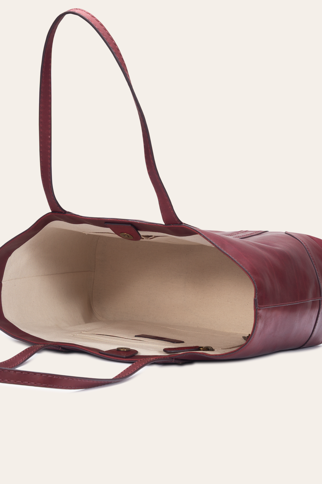 Frye Berry Lacquer Melissa Shopper / Berry Lacquer
