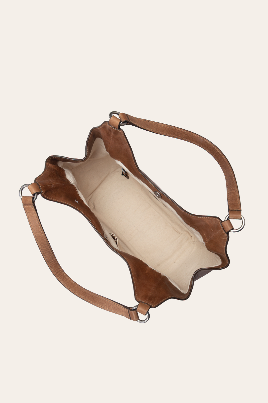 Frye Melissa Four Poster in Beige / Beige
