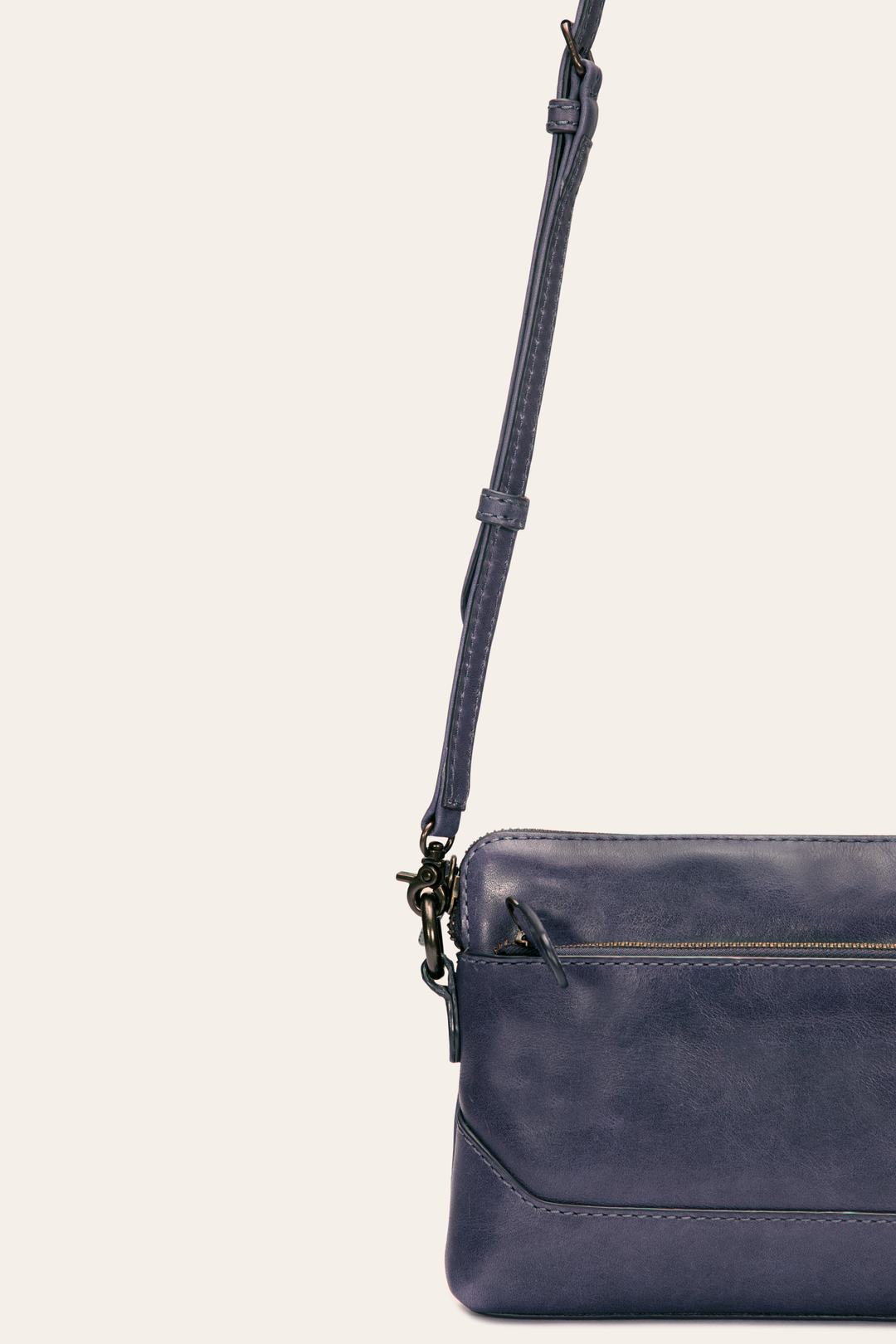 Frye Melissa Eggplant Crossbody Wristlet / Eggplant