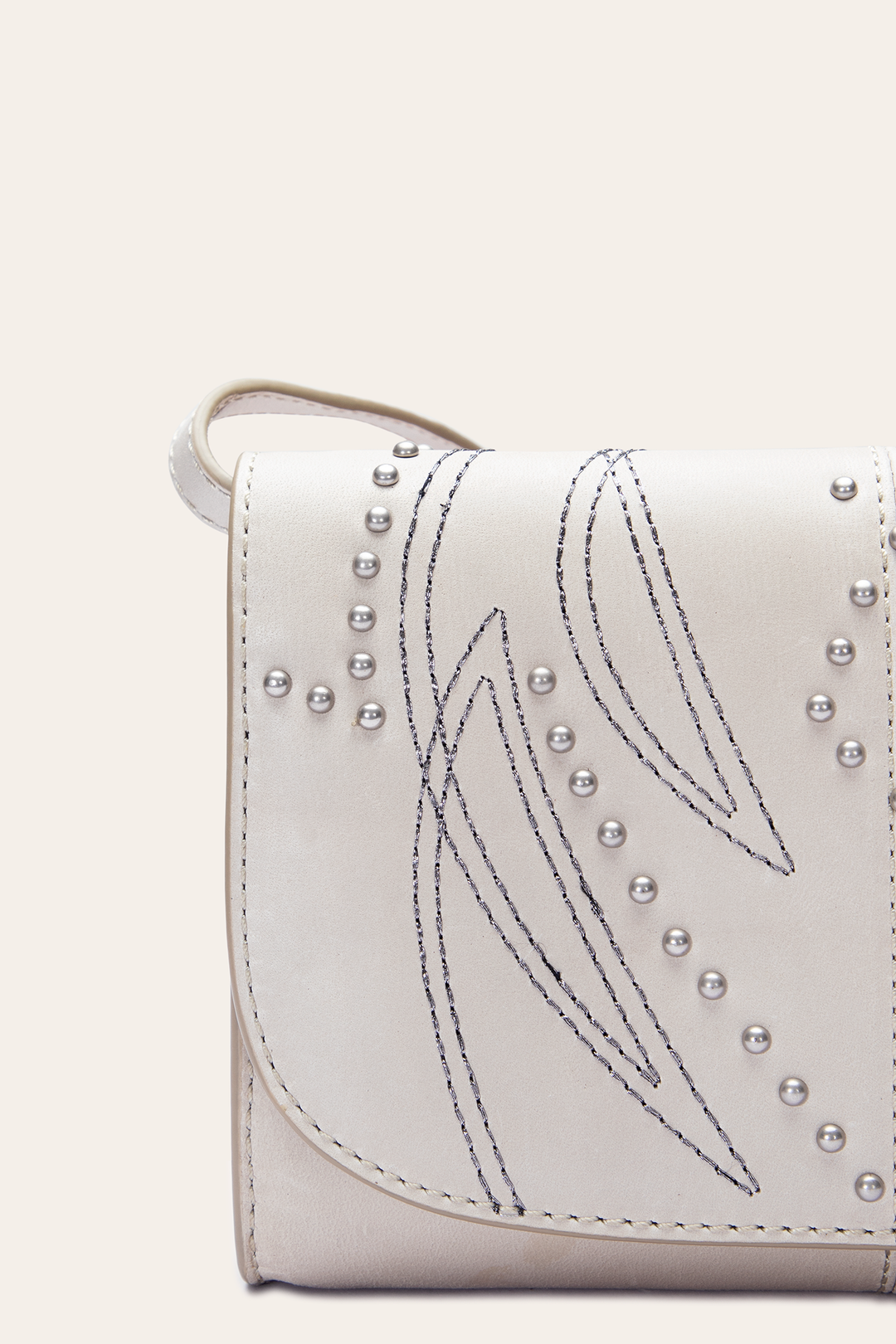 Frye Sara Oat Wallet Crossbody / Oat
