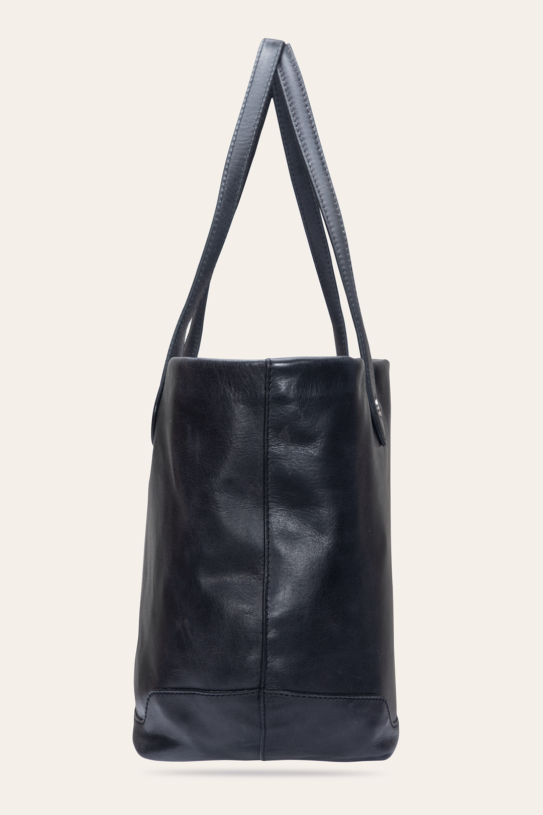 Frye Kenzie Unlined Black Tote / Black