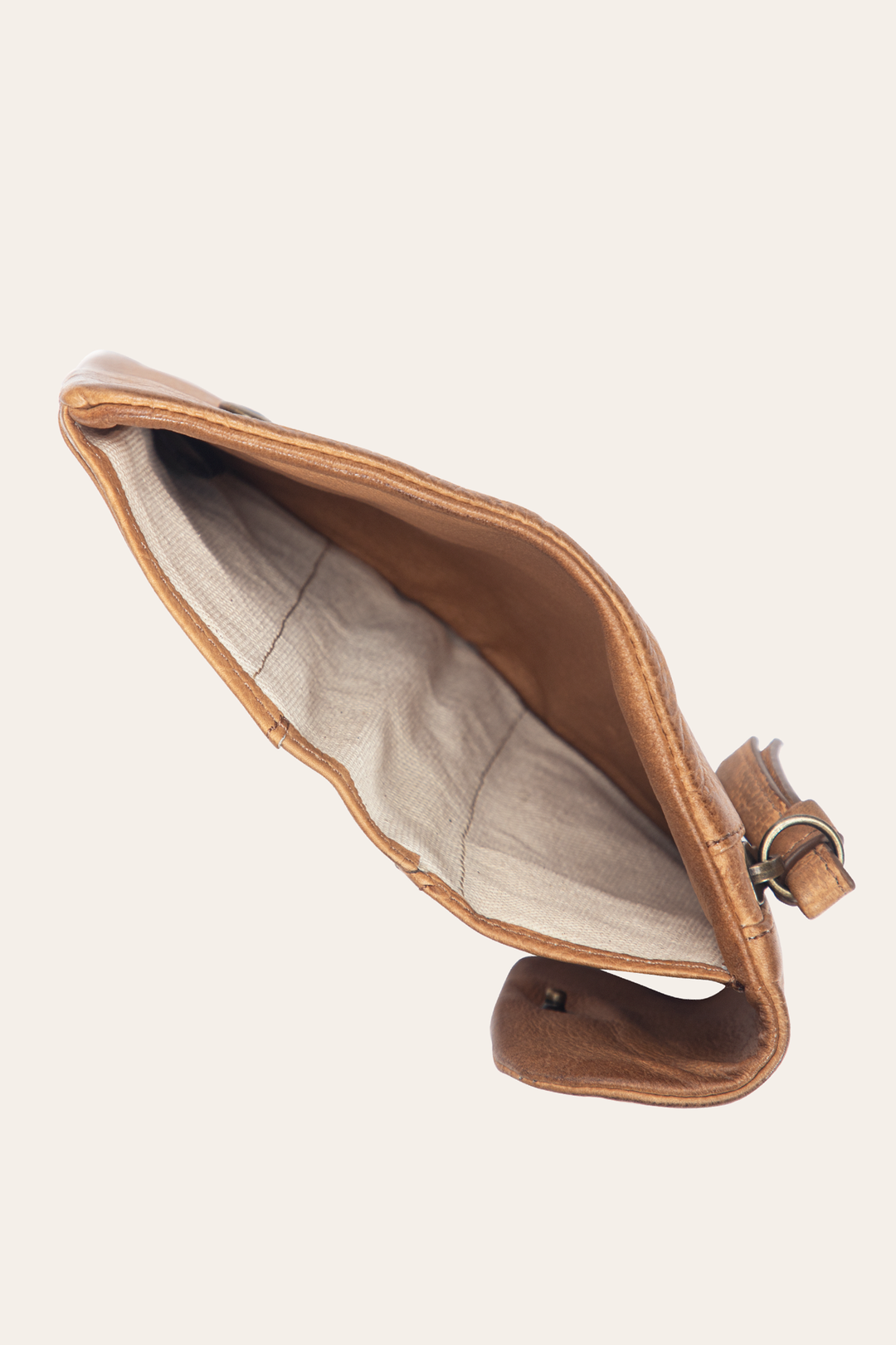Frye Nora Beige Small Wallet / Beige