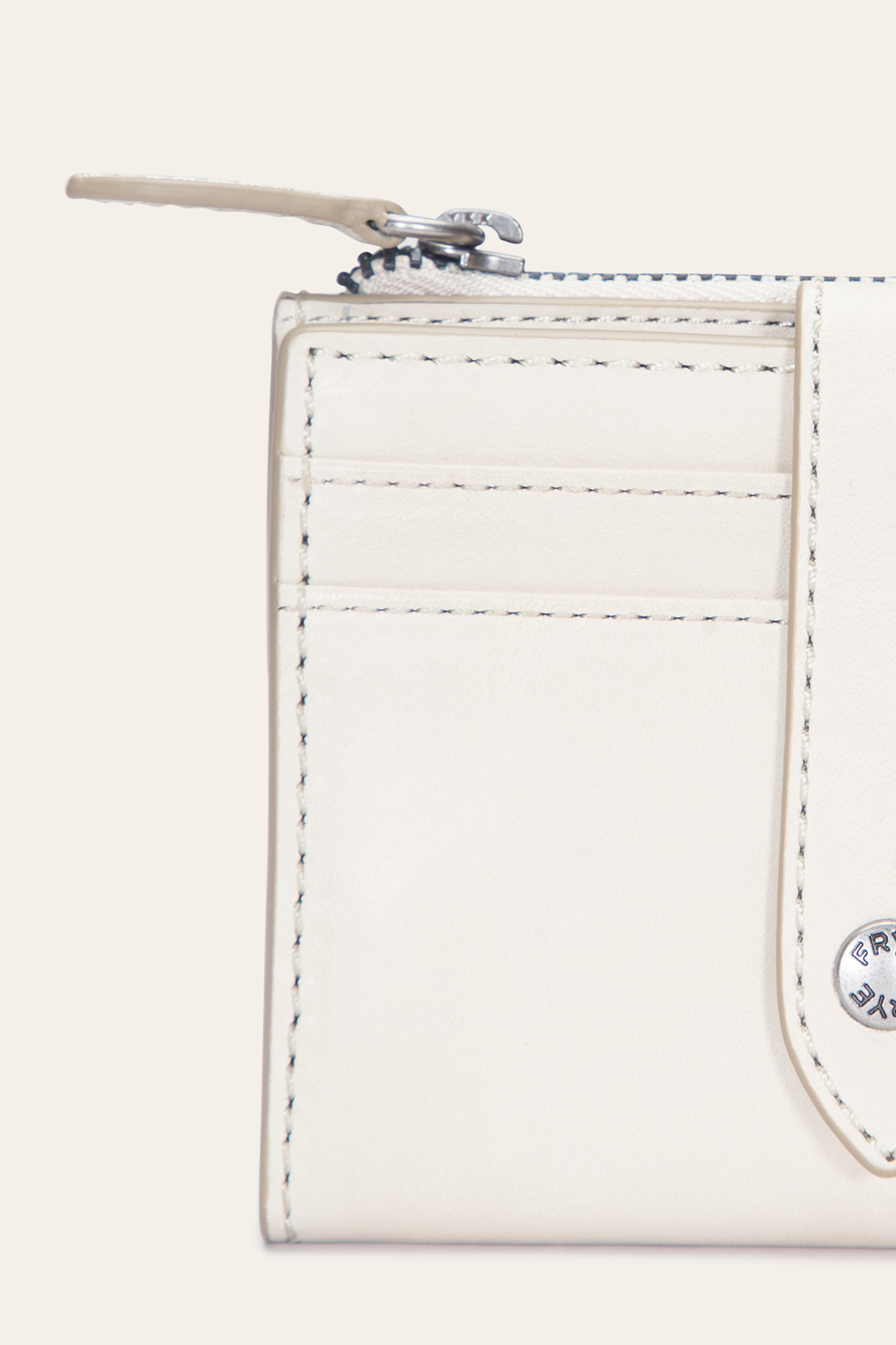 Frye Women's Melissa Coin Purse in Oat / Oat