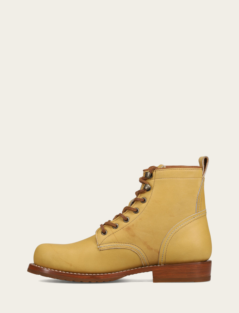Frye Men's Banana Hudson Workboot Plain Toe Boot / Banana