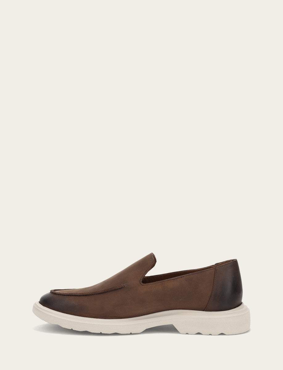 Frye Men's Chocolate Connor Venetian Loafers / Chocolate