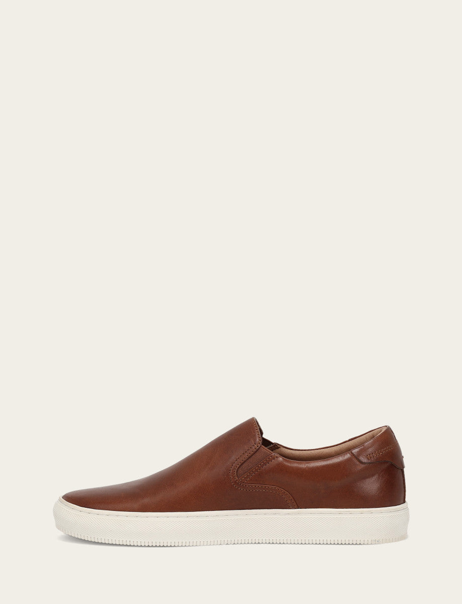 Frye Men's Caramel Astor Gore Slip On Sneakers / Caramel