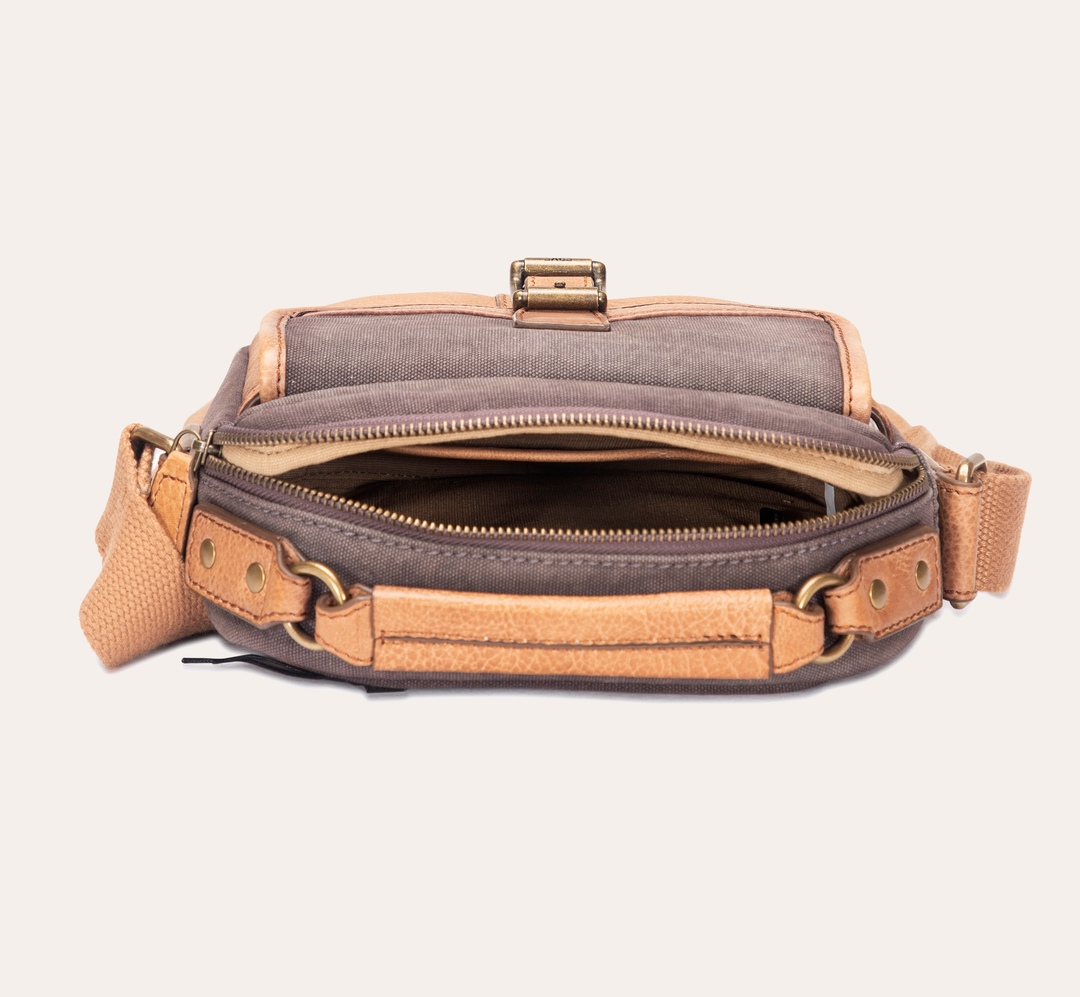 Frye Denver Canvas Crossbody / Default Title