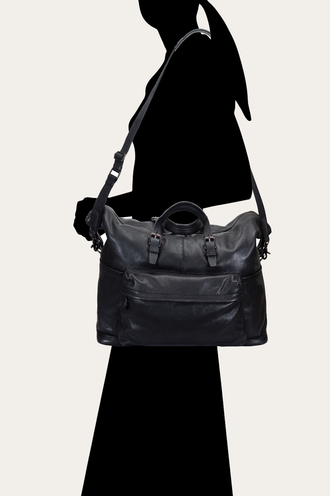 Frye Wyatt Black Weekender / Black