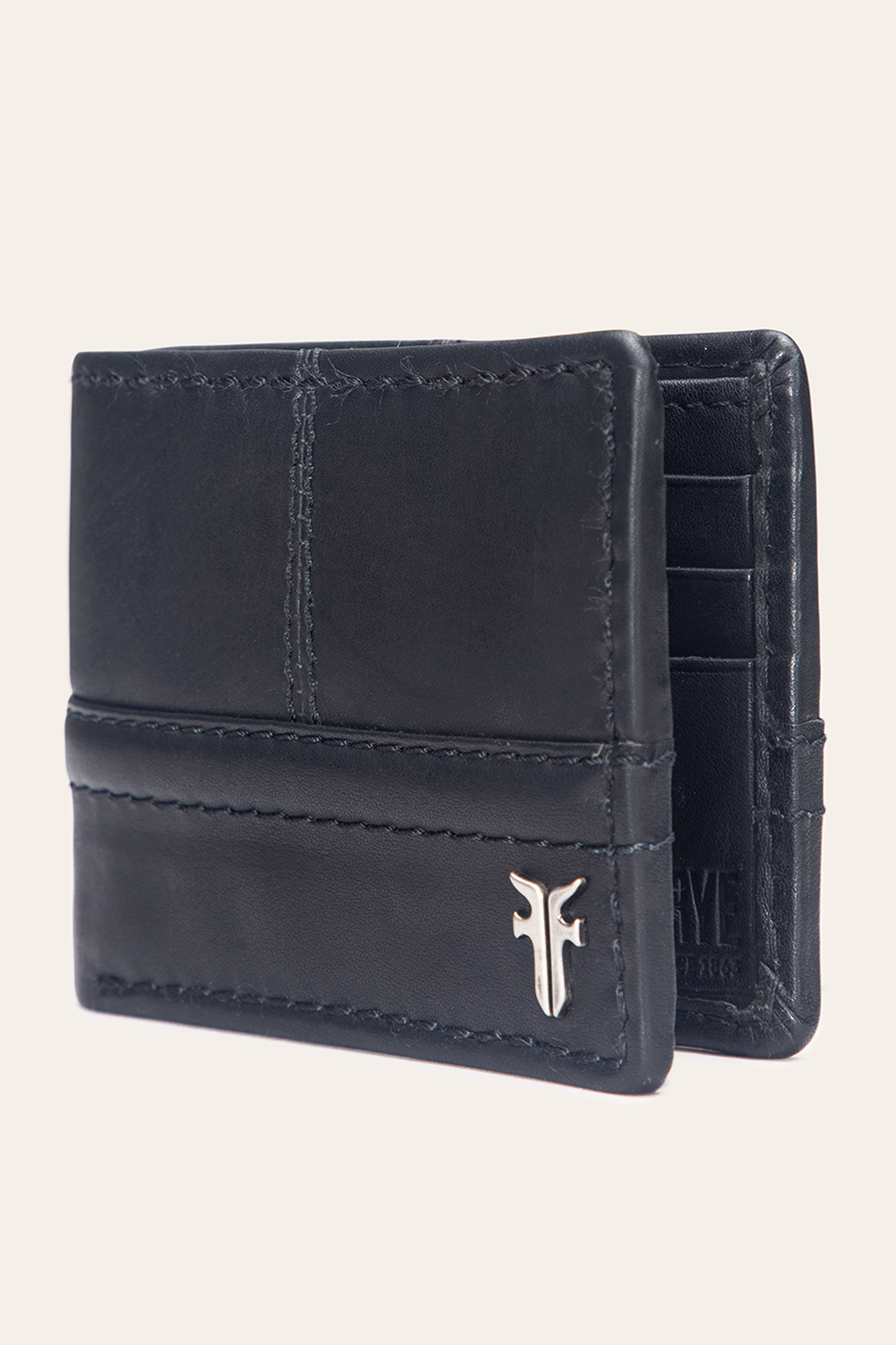 Frye Nash Black Bifold With Foldout Cc / Black