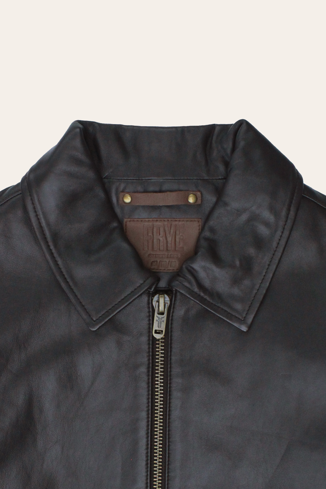 Frye Men’s Dark Brown Dusty Trucker Leather Jacket / Dark Brown