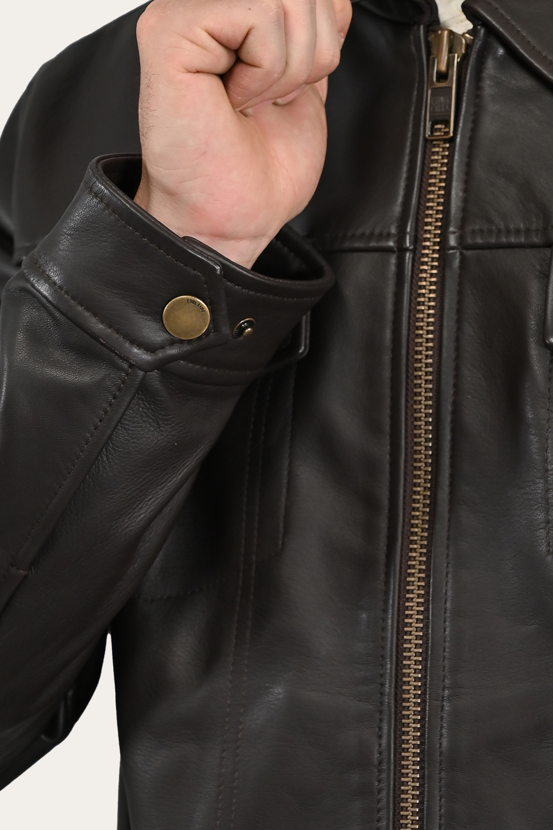 Frye Men’s Dark Brown Durango Trucker Leather Jacket / Dark Brown